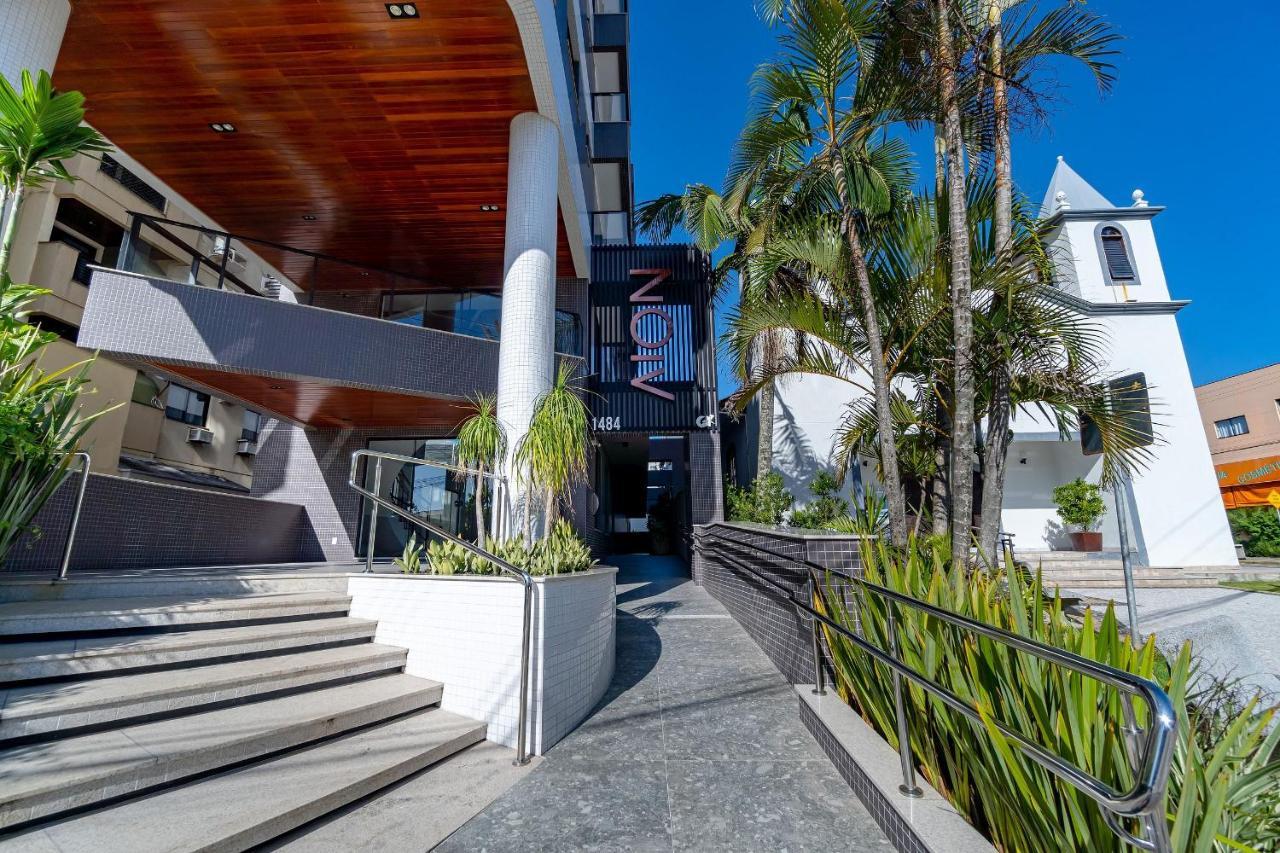 Confortavel Loft Em Condominio Com Piscina بومبينهاس المظهر الخارجي الصورة