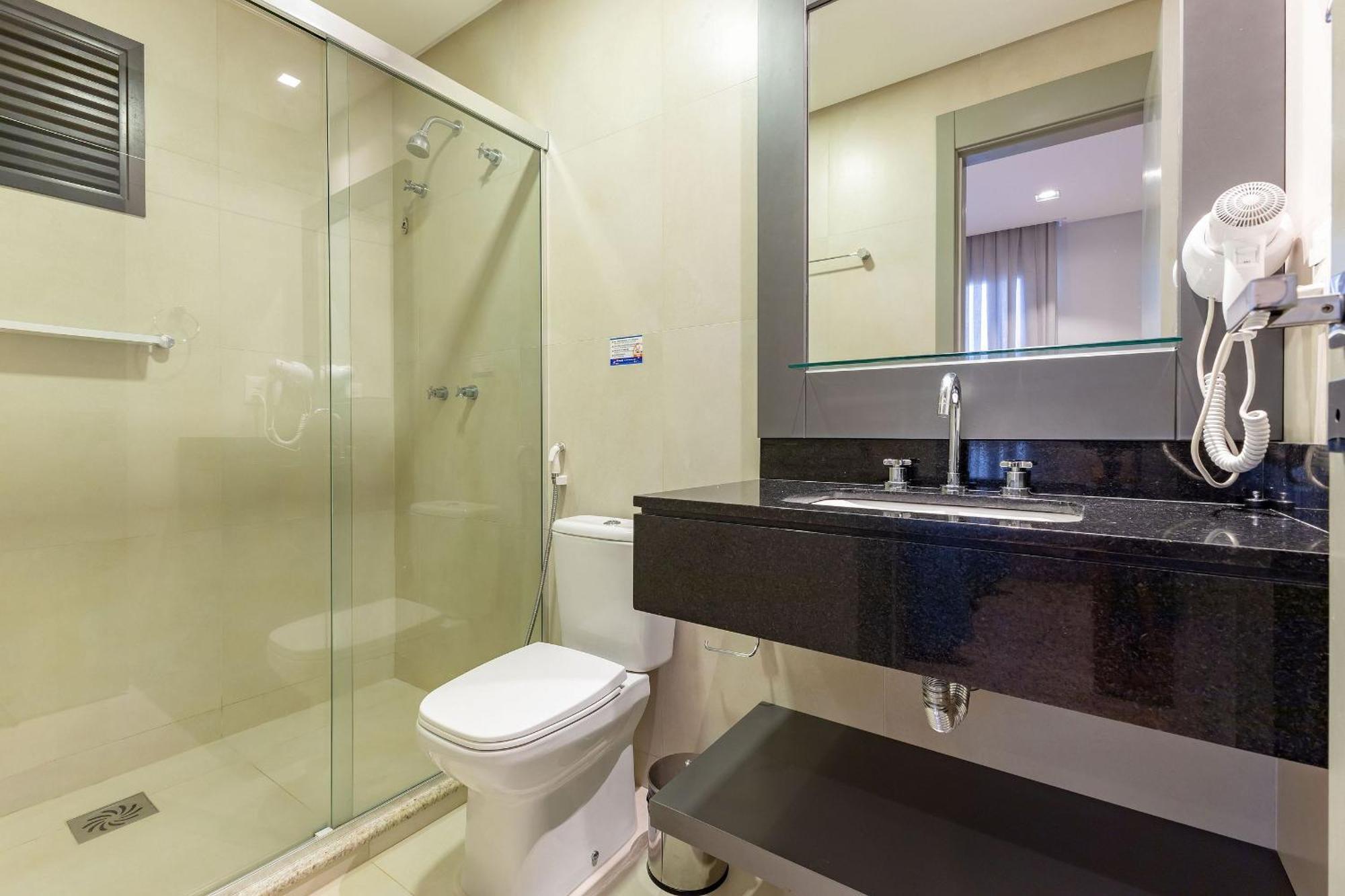 Confortavel Loft Em Condominio Com Piscina بومبينهاس المظهر الخارجي الصورة